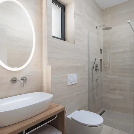Holiday home Ferienhaus Fur 10 Personen In Rogoznicko, Dalmatien Norddalmatien